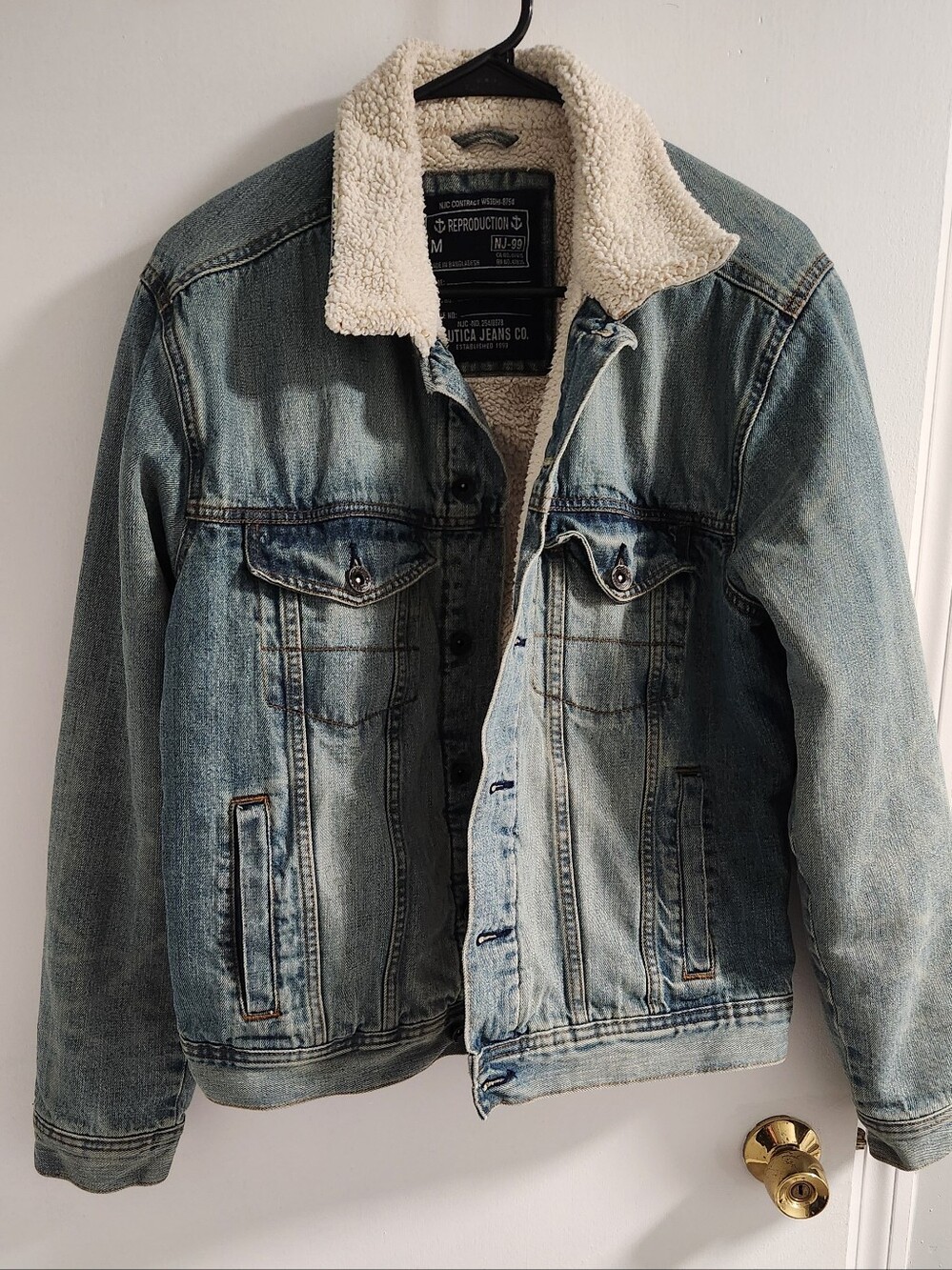 Nautica Jeans Co Denim Sherpa-Lined Jacket - Size M